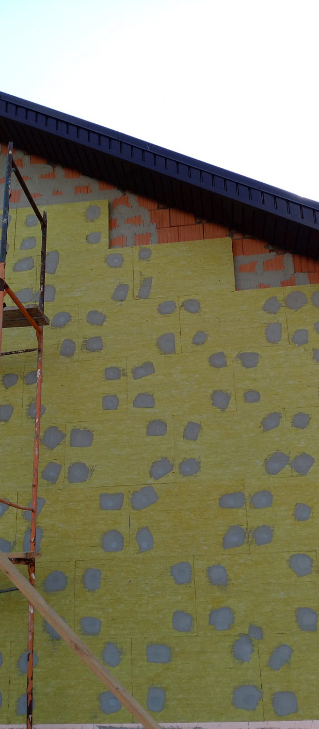 Штукатурный фасад с утеплением минеральной ватой