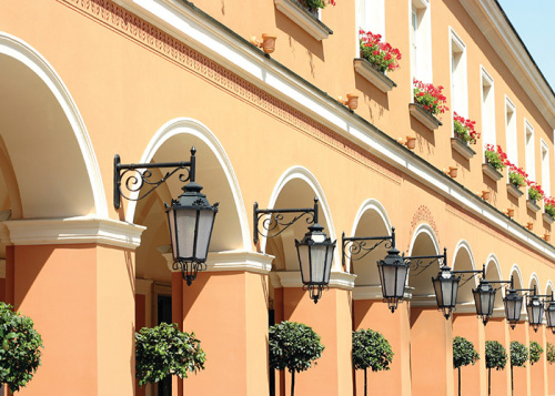 Maxishield Матовая акриловая краска для фасадных и внутренних работ Maxishield Матовая акриловая краска для фасадных и внутренних работ