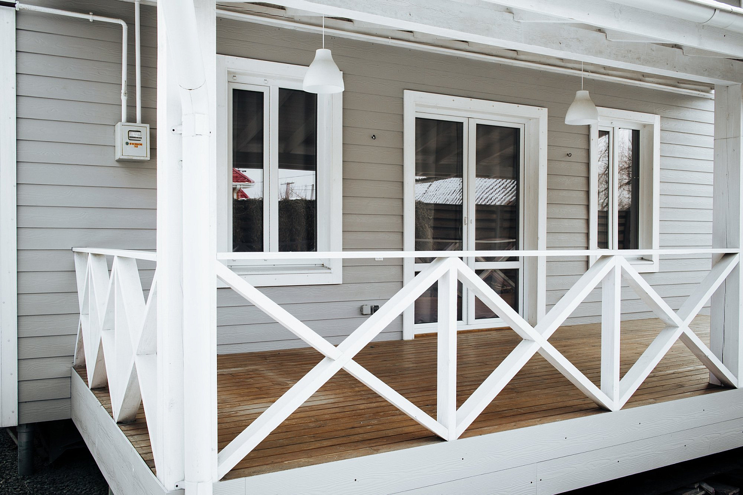 Сайдинг под дерево Cedral Wood C05 Серый минерал