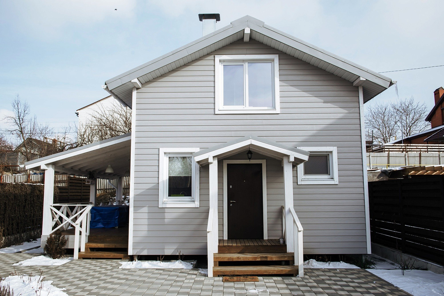 Сайдинг под дерево Cedral Wood C05 Серый минерал