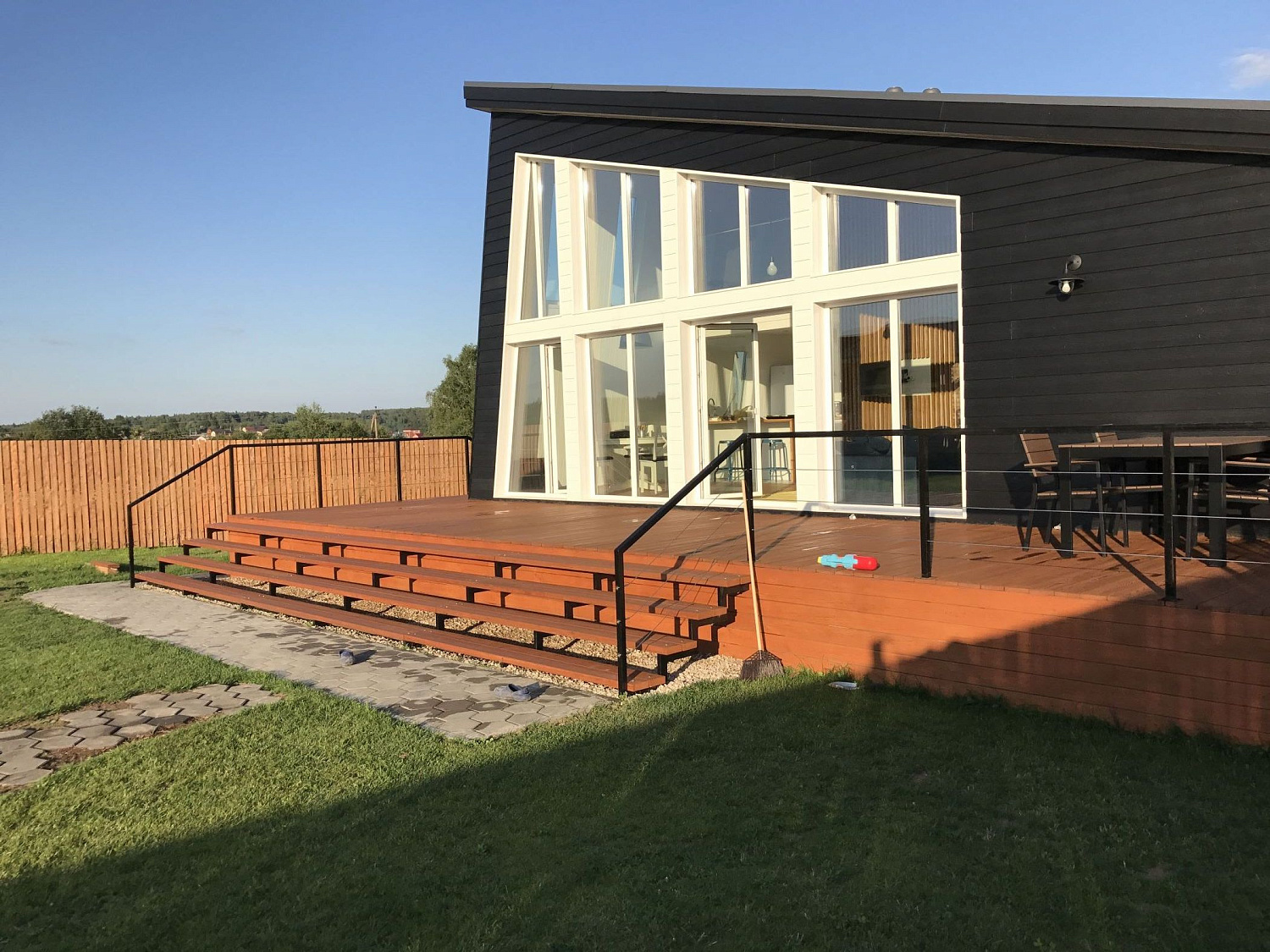 Сайдинг под дерево Cedral Wood C50 Темный минерал